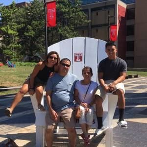 Meet your Posher, Amy